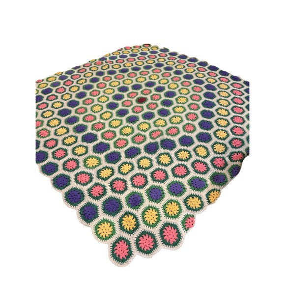 Handmade Afghan Throw Blanket GrannyHex Scalloped Edge‎ - 78
